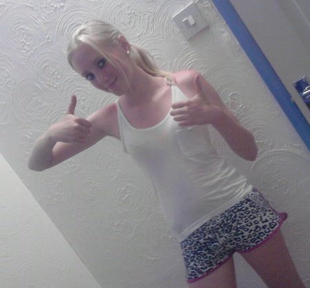 Beccahallxxx's profile picture. 