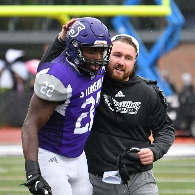 Defensive Coordinator-LB's #BAG @stonehillfb Recruiting ➡️Connecticut Norfolk/Bristol County MA #DIG