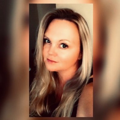 suzpowell's profile picture. When life throws you a 🍋.......