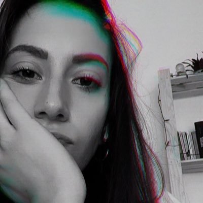 Non studio non lavoro non guardo la tv non vado al cinema non faccio sport. | s/h