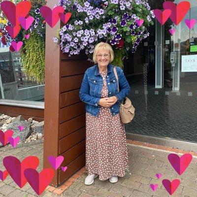 Gran to Jack, Bobby, Ella and Cassie. Fan of Wigan Rlfc and the amazing Alfie Boe. 1950s woman, pension stolen, fighting back! #Waspi 🐝 #NHSblueheart 💙