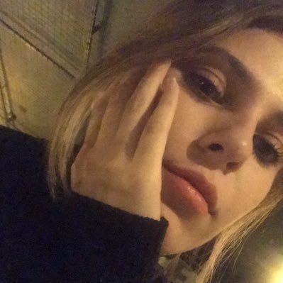 ofsevvalcim's profile picture. seninki palavrayla mixlenen bi şarkı