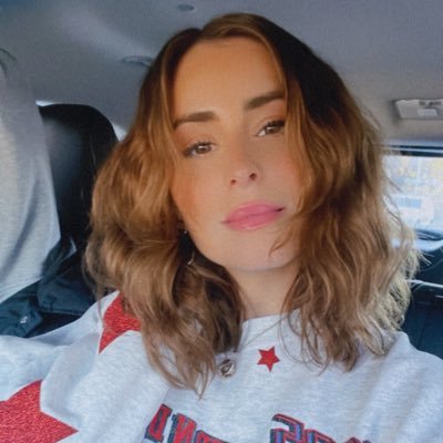 glitter_tits_21's profile picture. 