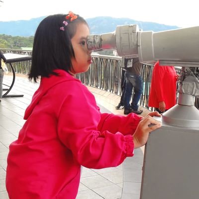 shayinahhh's profile picture. idk idc