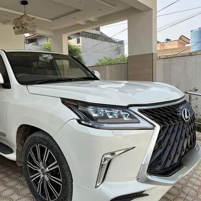 AhmadRaza667's profile picture. Naturally and artificially Flavoured