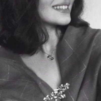 iewel77's profile picture. 