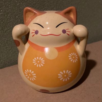 明るく前向き、お仕事大好きですが…繋がってる皆様ありがとう❣️無言フォローにて失礼致します。 リモートワーク女子、お金配り人来ないで… お友達になってデート?それも要らん