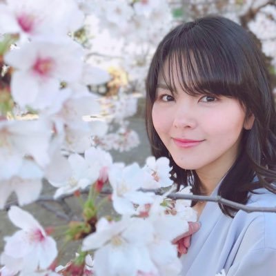 喋るお仕事をしてます。競輪キャスター・主に南関に出没/MC/ナレーターなどなど。キラキラした毎日は送ってないので、主にお仕事の内容メインになるかと。