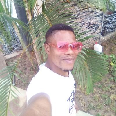Oche360Moses's profile picture. An engineer (smart home) | An entrepreneur | A writer | A crypto 💵 lover. 

Born by love, to love as if all depends on love: which is true. I'm light and salt.