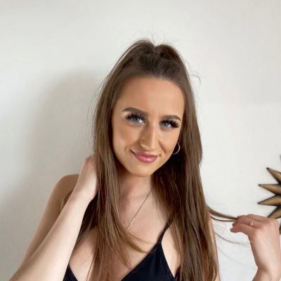 DariaUstinova31's profile picture. Marketing student 
MTU Cork
My Blog: https://t.co/kaUdaIrM6c…
My LinkedIn: https://t.co/OuuMxTtKhi