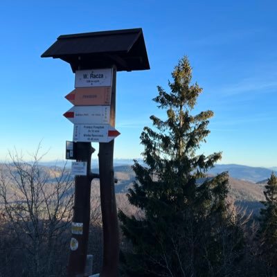 jaroslaw_norek's profile picture. Poznaniak z urodzenia i ducha. Kocham książki historyczne i muzykę chóralną. Opinie prywatne.