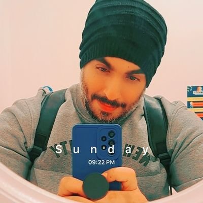 انا عبدالله من الكويت ملقب ب عبودكي ستريمر على تويتش وانا تروفي هانتر واتشرف في كل من يتابعني حياكم الله على قناتي اليوتيوب وتويتش ❤️