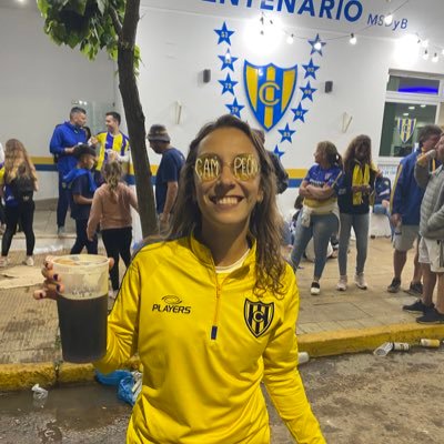 // de River❤️ y de Cente💛, hasta la muerte // Técnica en administración de empresas // terriblemente Ariana ♈️