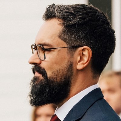 henkis's profile picture. Ex-founder | Ai Consultancy | 🛠️ Ad Tech & Analytics | 📣 Digital Advertising, Media Buying | 📊 Measurement & Data