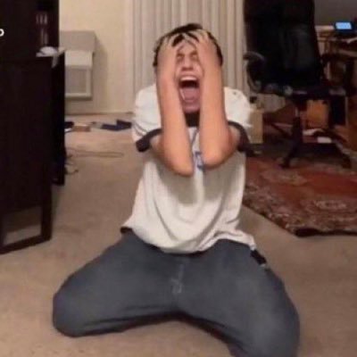 RickyInferno's profile picture. useless at times