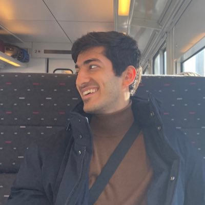 PavanPowani's profile picture. iOS Developer @momox | ex @ectosense | ex-@Practo