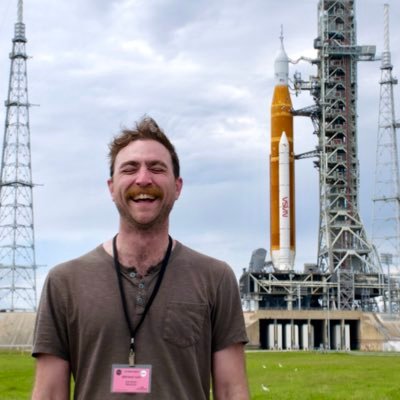 Spaceflight staff writer and photographer for @Spacedotcom, posting space news and haikus.