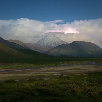 اول آزادی خواه،

 مشروطه خواه و دوستدار جمهوری خواهان ملی گرا، 
از دیار ستارخان و عاشق ایران، 
خط قرمز: تجزیه طلب و عرزشی،
 طنزنویس