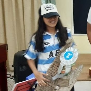 marilopxzz's profile picture. re pesada, perdón