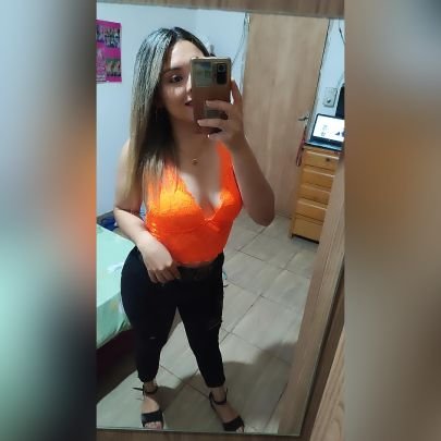 Estudiante de la carrera de licenciatura en ENFERMERÍA ❤️
Facultad Privada María serrana 🙌
Instagram: luzgonza_9886
Facebook: Luz Gonza💕