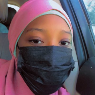 The lady behind the mask🥴