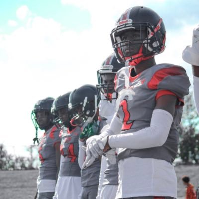 DB @ IMHOTEP CHARTER || 5’10 160lbs| Email: zairegg1@gmail.com| Ig : zagray.23