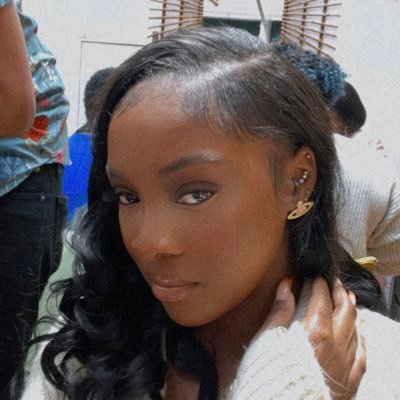 NiffiLynch's profile picture. So hip it hurts. IG: @niffilynch