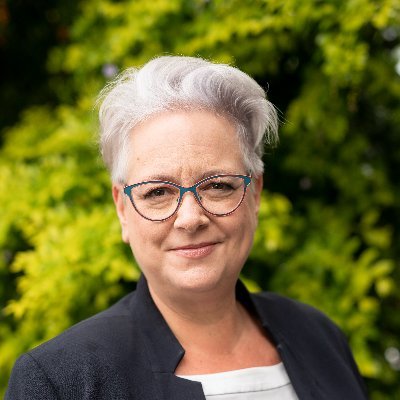 Penny Sharpe Profile
