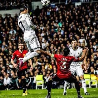 ⚽️Manchester United 
🎵Wizkid first
⚽️Cr7     
        🤔profundity to a test