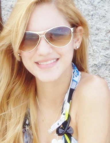 Pernambucanaa, Leoninaa, 18 anoos, Minha familiia e amigos são tudoo na minha viida♥