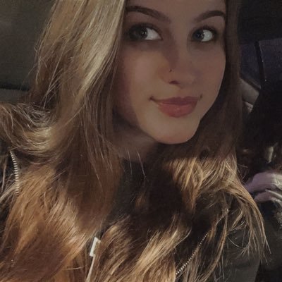 chiara_marie7's profile picture. 