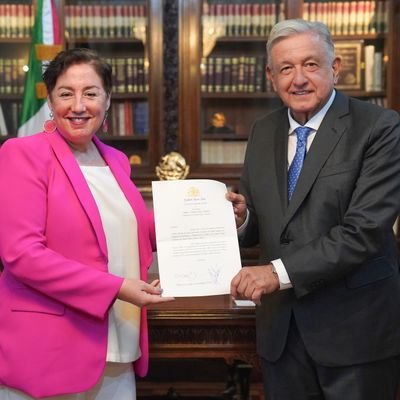 Embajadora de Chile en México
🇨🇱❤🇲🇽