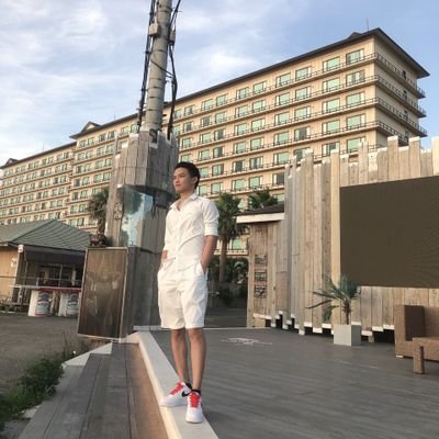 trile898989's profile picture. 