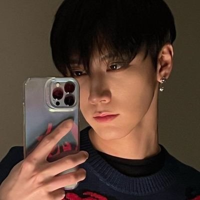 hengflix's profile picture. 