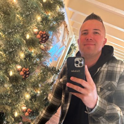 NicholasReeder's profile picture. • ℓσνє ℓιfє αи∂ ℓιfє ωιℓℓ ℓσνє уσυ вα¢к •