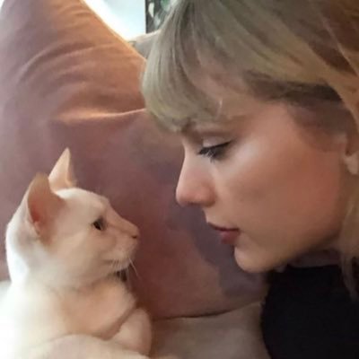help me become a swiftie it’s so overwhelming idk where to start