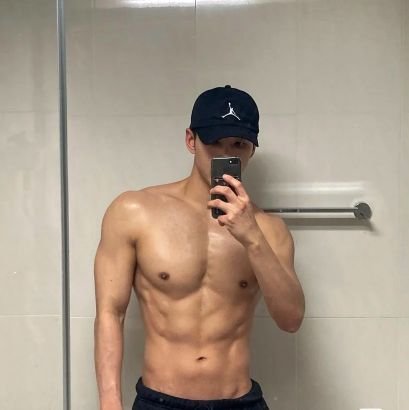 Zengyh4's profile picture. 