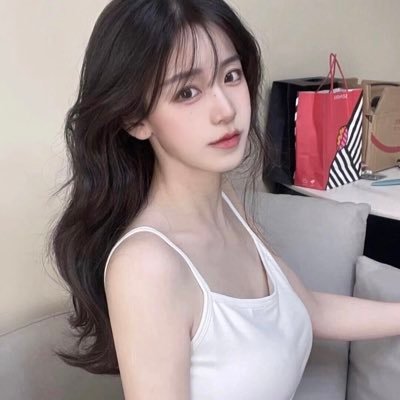珠海高端主题全裸95半套会所，丝袜诱惑，十指弹琴，波推臀推，刮痧过水拔罐，漫游，制服诱惑，回头望月，冰火，水晶之恋，真舌毒龙，蜻蜓点水，69，旋传360度，口爆，温水回龙潇，独立浴室，免费停车，可过夜，四十多位佳丽在线，千娇百媚，风情万种，妖娆多姿小家碧玉应有尽有任君挑选