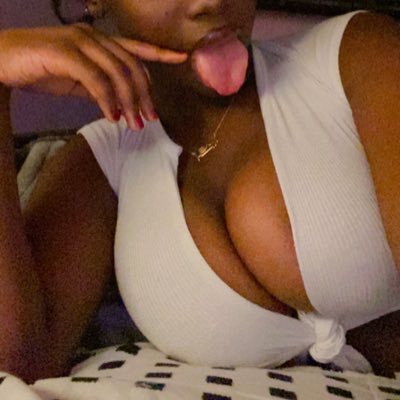 18+ |READ BIO BEFORE DM|  $10 dm fee🤍 NO MEETUPS/COLLABS. of 🔜. $aaliyahgds 🤍 dm to buy full videos.