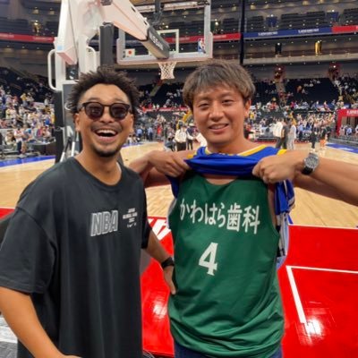 LbQgC3iFzEdCHHl's profile picture. 