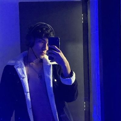 jhon_modeleu's profile picture. 🔥💣🎃Yes, I am the j 🎃💣🔥