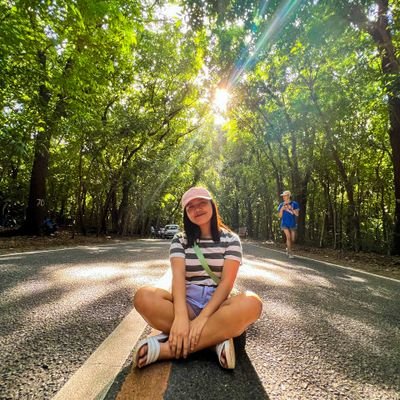 shacleofe's profile picture. Life is short, do what makes you happy 😂😂😂