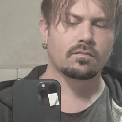 havsalt's profile picture. Ble født ganske ung