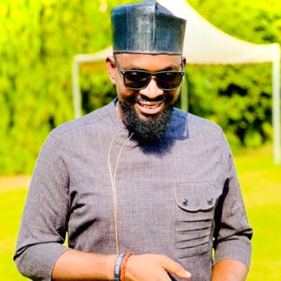 classicv68's profile picture. was brought up in a fashion house