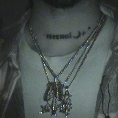 https://t.co/UlZTjATLr9 NEW MUSIC ^^