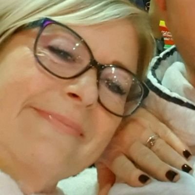 amera1803's profile picture. Medizin💉| One of the hardest lessons life teaches us accepting and letting go. 
Willi Brandt Kniefall-Wenn die Sprache versagt.
#wirsindmehr💚