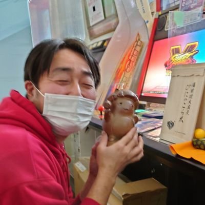 ちくりんとかさいとうベネッサとかそんな人。なんかゲーム大会の実況とかMCとかもやってます。お仕事のご依頼はDMやリプ等で受け付ておりますのでお気軽にどうぞ。デレの栃木県出身アイドルP。ウマ娘も適当に頑張ってます（ID:747046939）