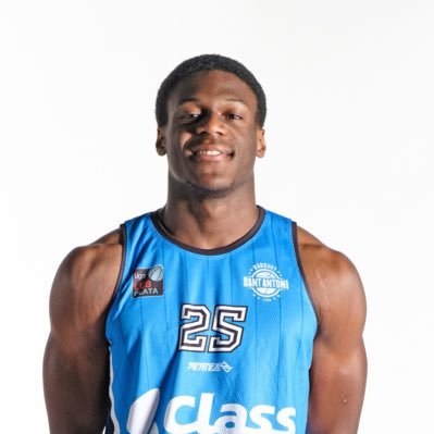 🇸🇪| 6'5 | 6'9 Wingspan | BIG Guard | @IRSC_Hoops |