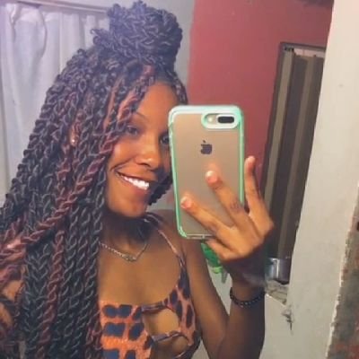 SouzaCilla's profile picture. Tudo que vai, volta. Só segura a lei do retorno ❤😘