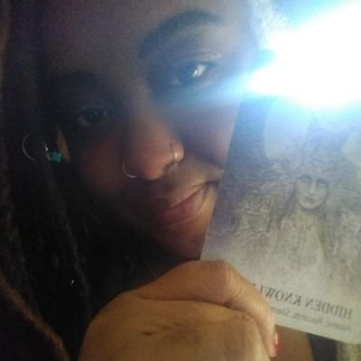 Tarot Reader. Oracle. Astrology. Guidance Sessions. 
🌟Soul SuperStar🌟Child of God. 🙏🏾 aka Ann The Prophetess ✨
https://t.co/pHdDKpgoTI